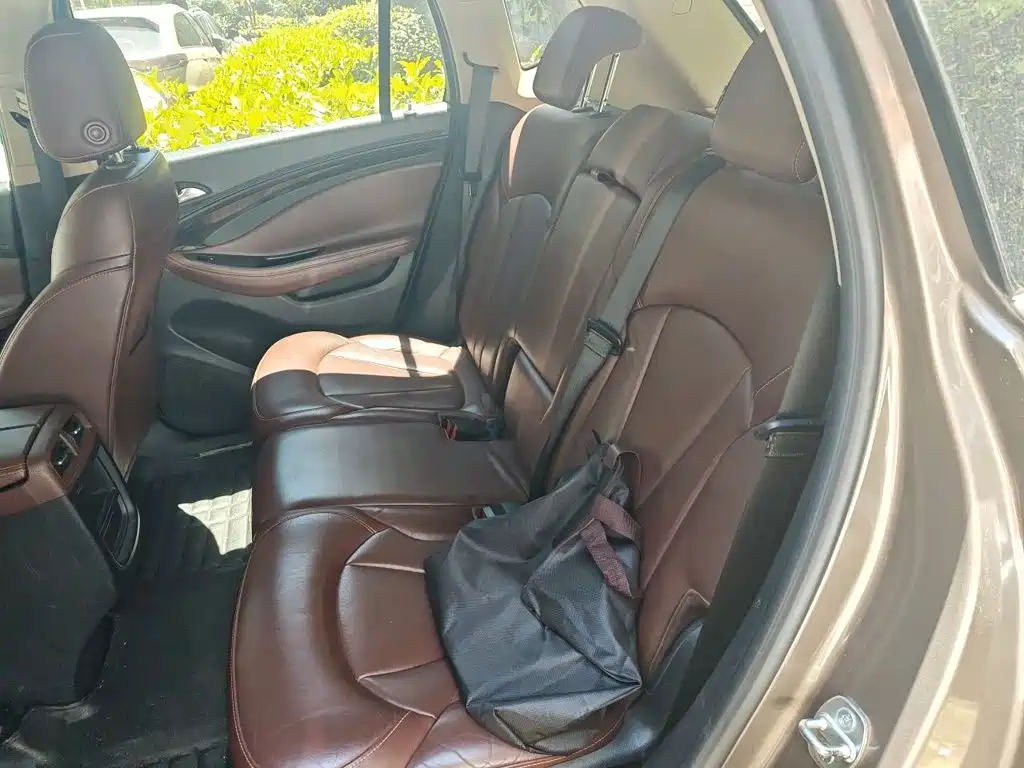 Buick Envision Plus — миниатюра 18