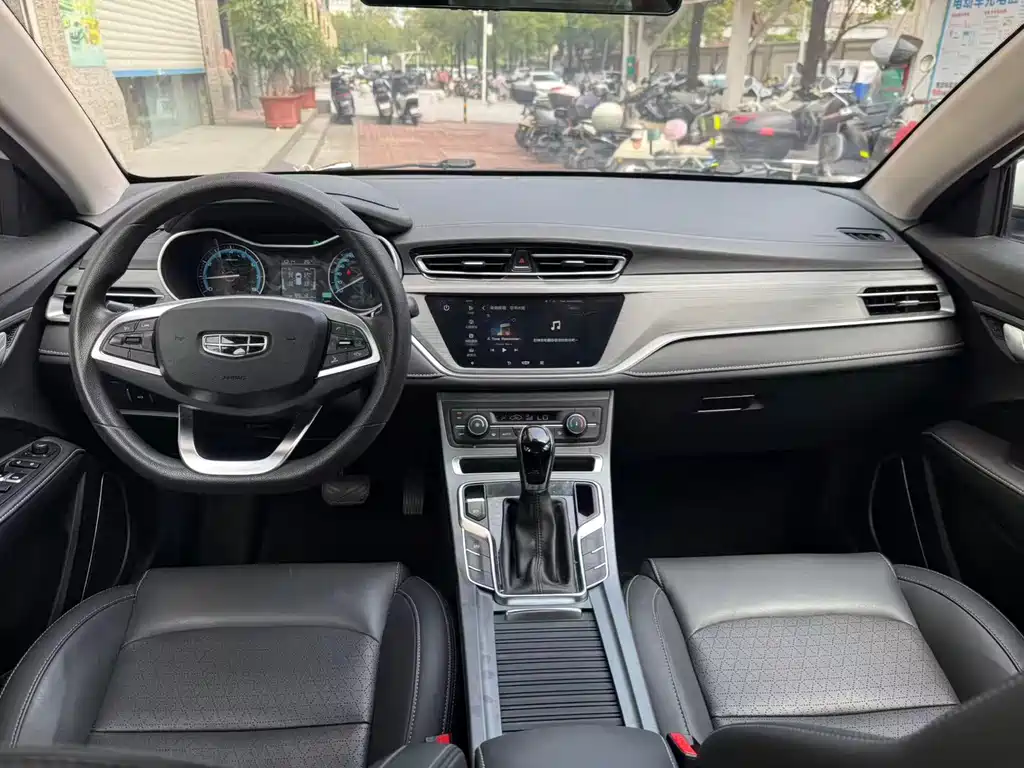 Geely Emgrand — миниатюра 6