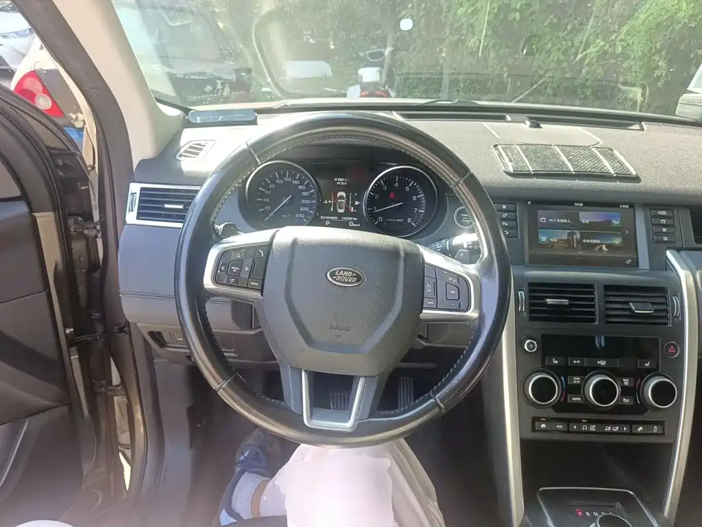 Land Rover Discovery Sport — миниатюра 11