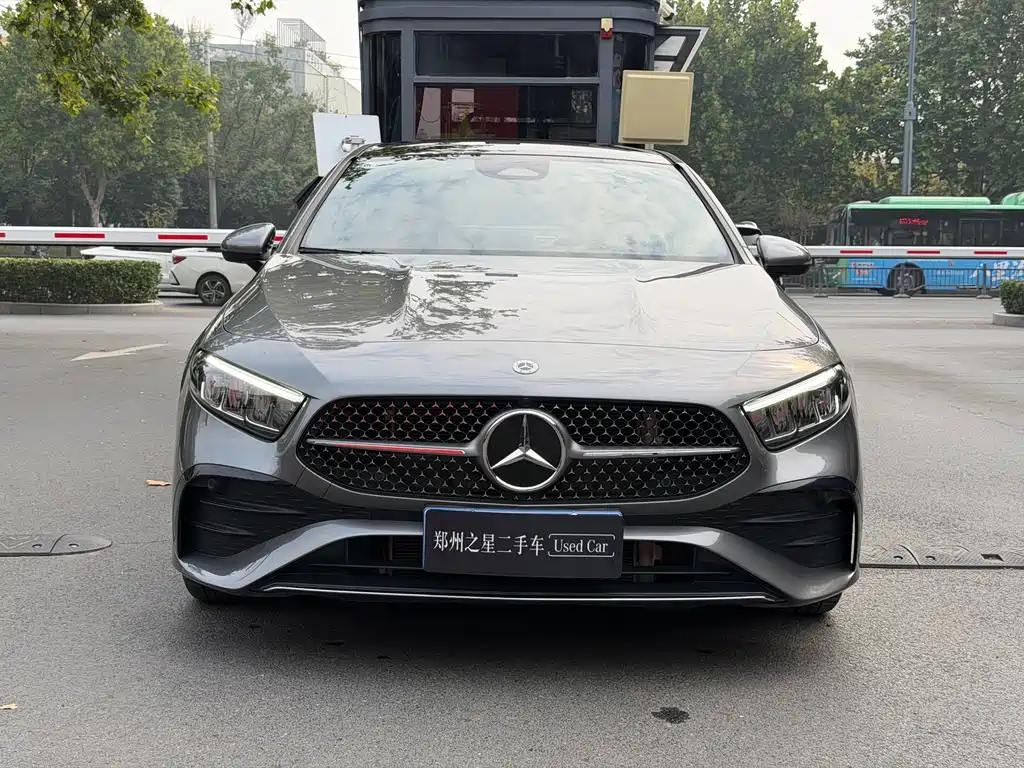Mercedes-Benz A-Class — миниатюра 6
