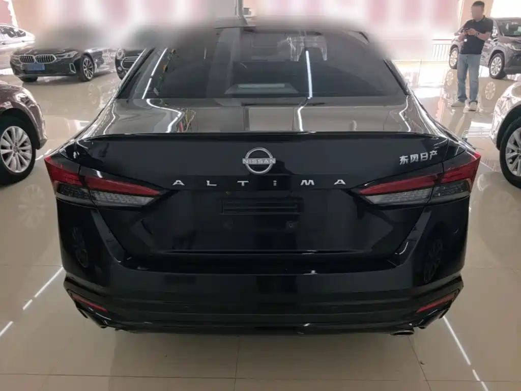 Nissan Teana — миниатюра 6