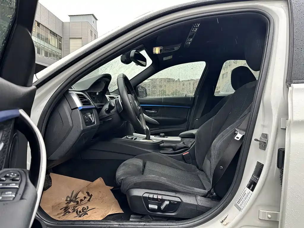 BMW 3 Series — миниатюра 9