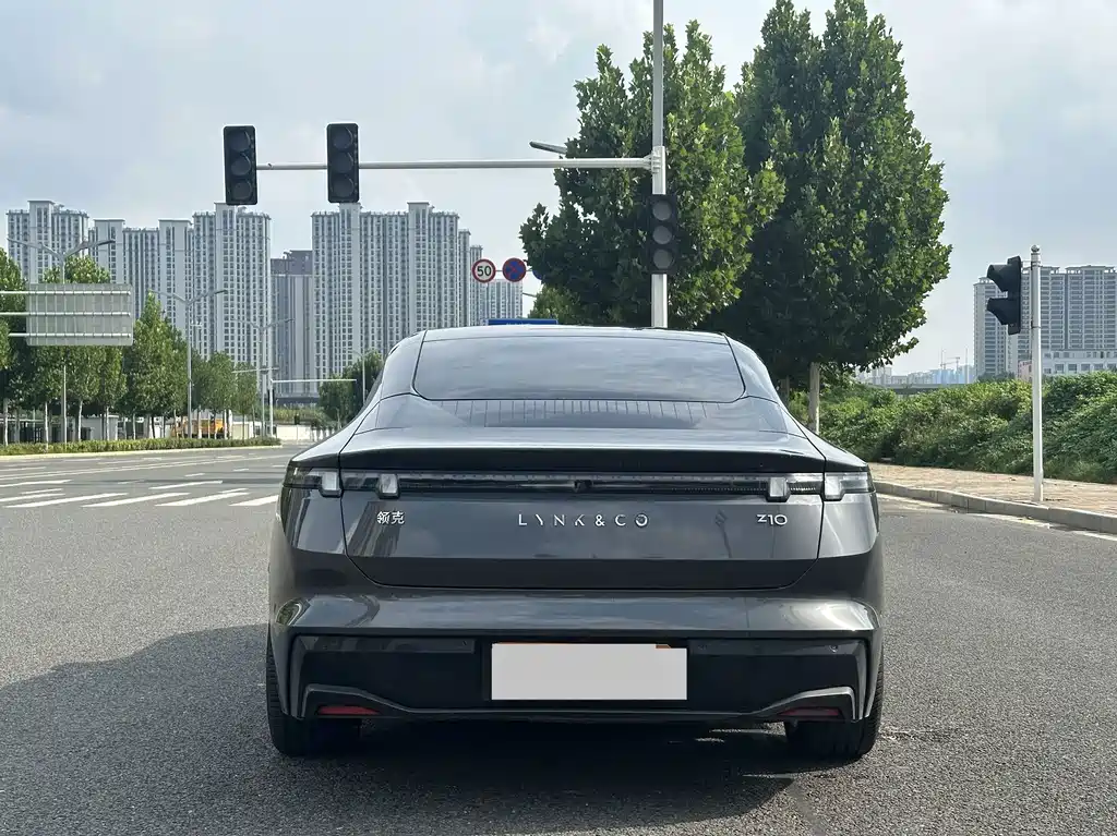 Lynk & Co Z10 — миниатюра 9