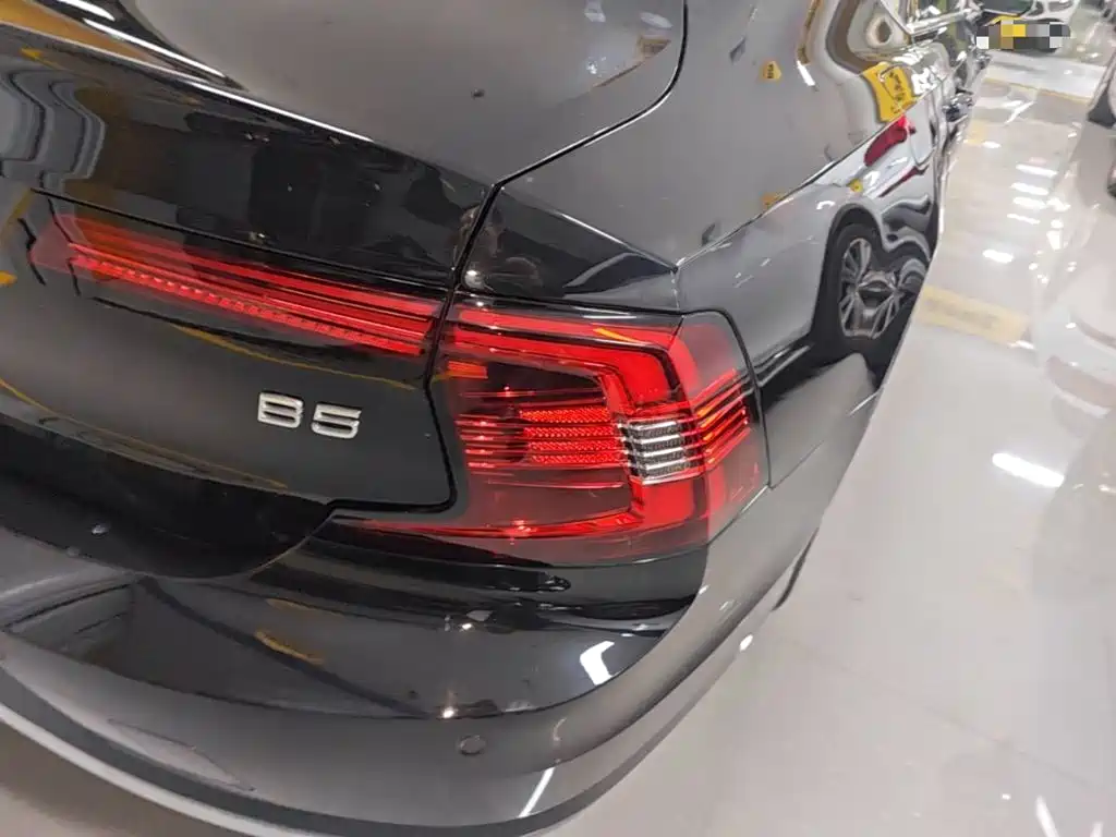 Volvo S90 — миниатюра 8