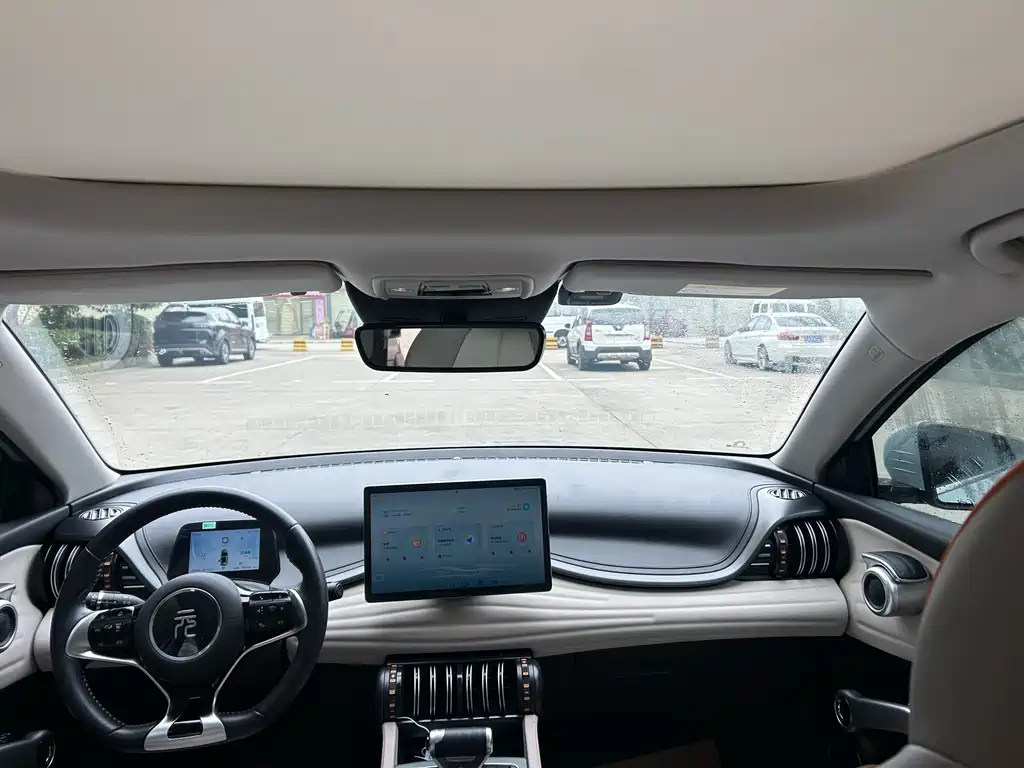BYD Yuan Plus — миниатюра 5