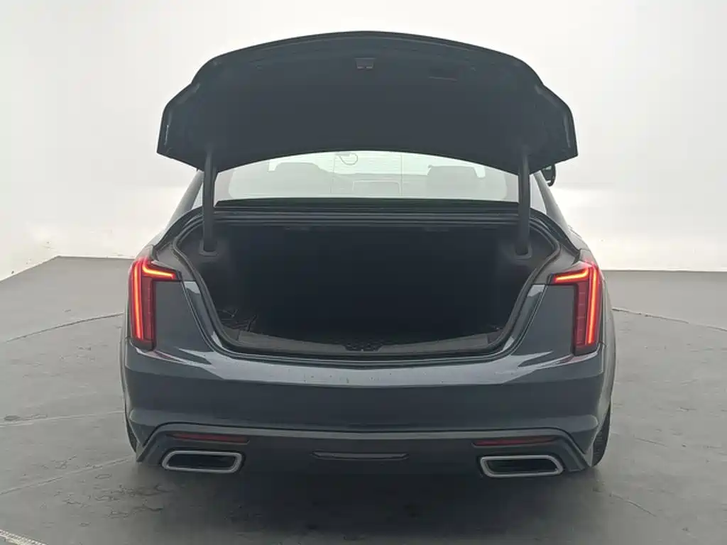 Cadillac CT5 — миниатюра 8