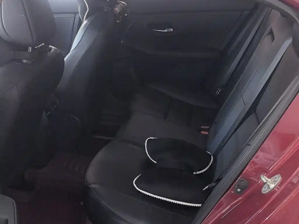 Nissan Sylphy — миниатюра 11