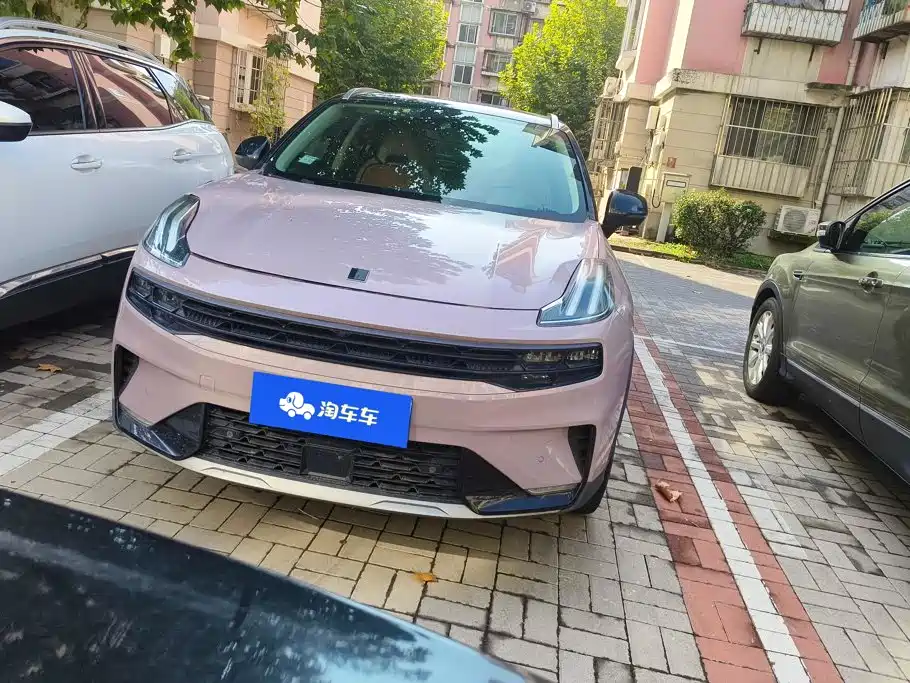 Lynk & Co 06 — миниатюра 2