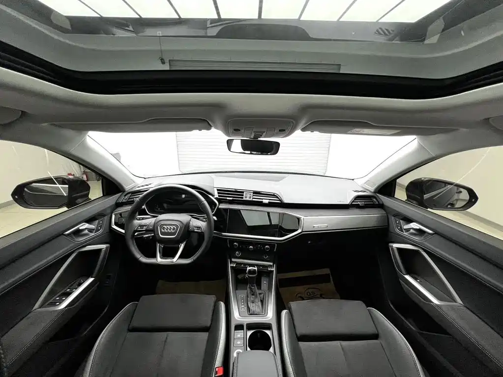 Audi Q3 — миниатюра 5
