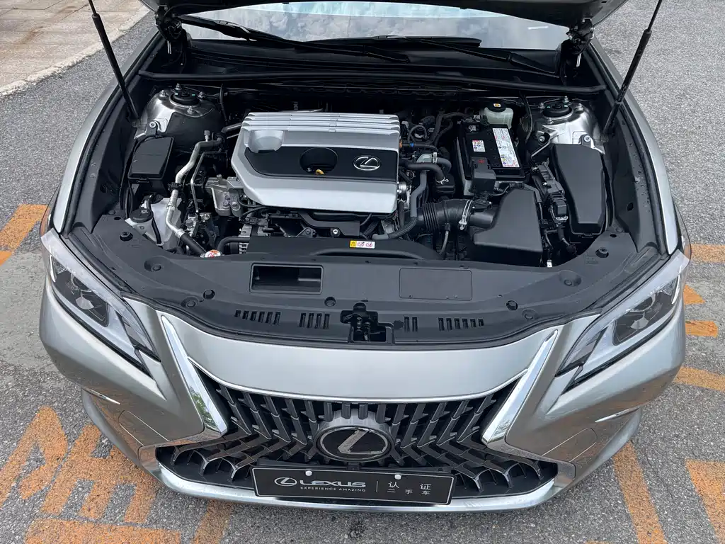 Lexus ES — миниатюра 20