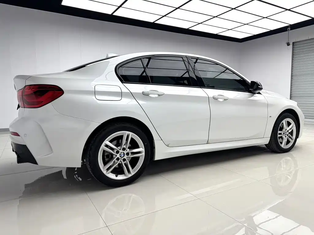 BMW 1 Series — миниатюра 4