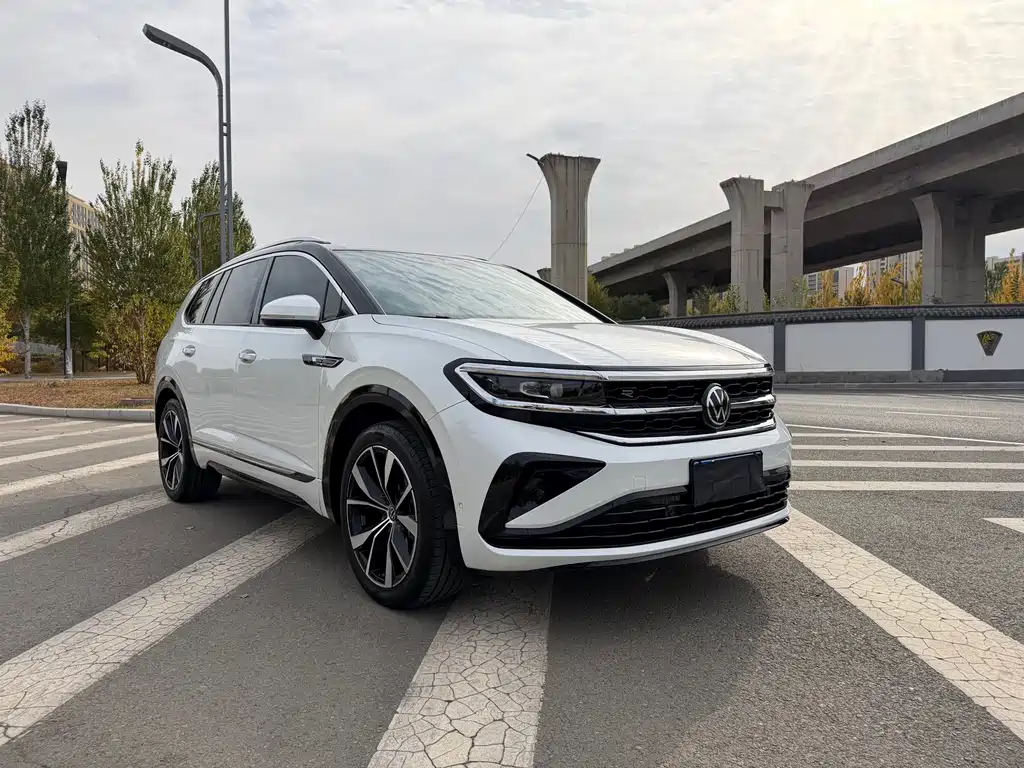 Volkswagen Talagon — миниатюра 3