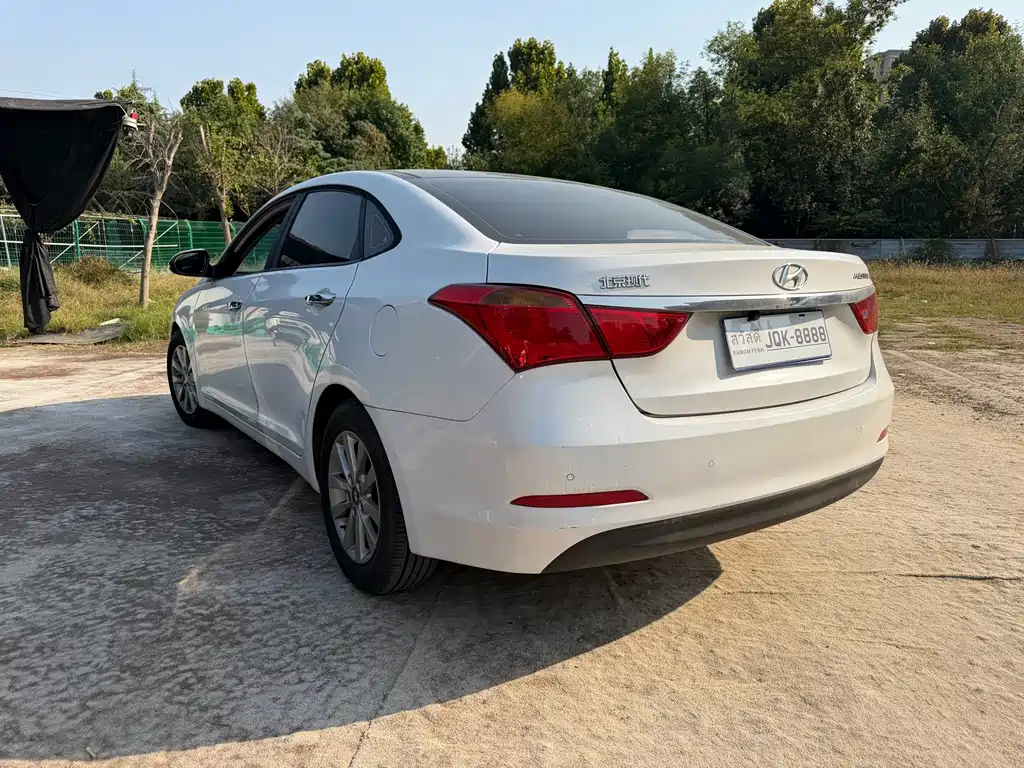 Hyundai Mistra — миниатюра 7
