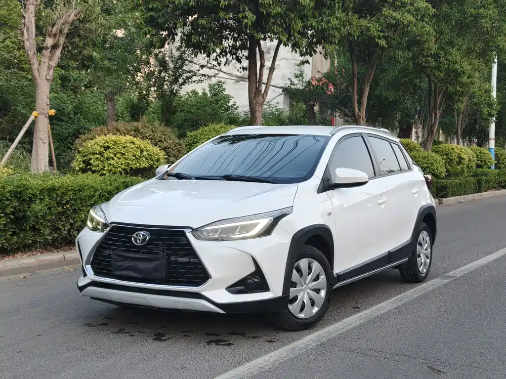 Toyota Yaris L 2020