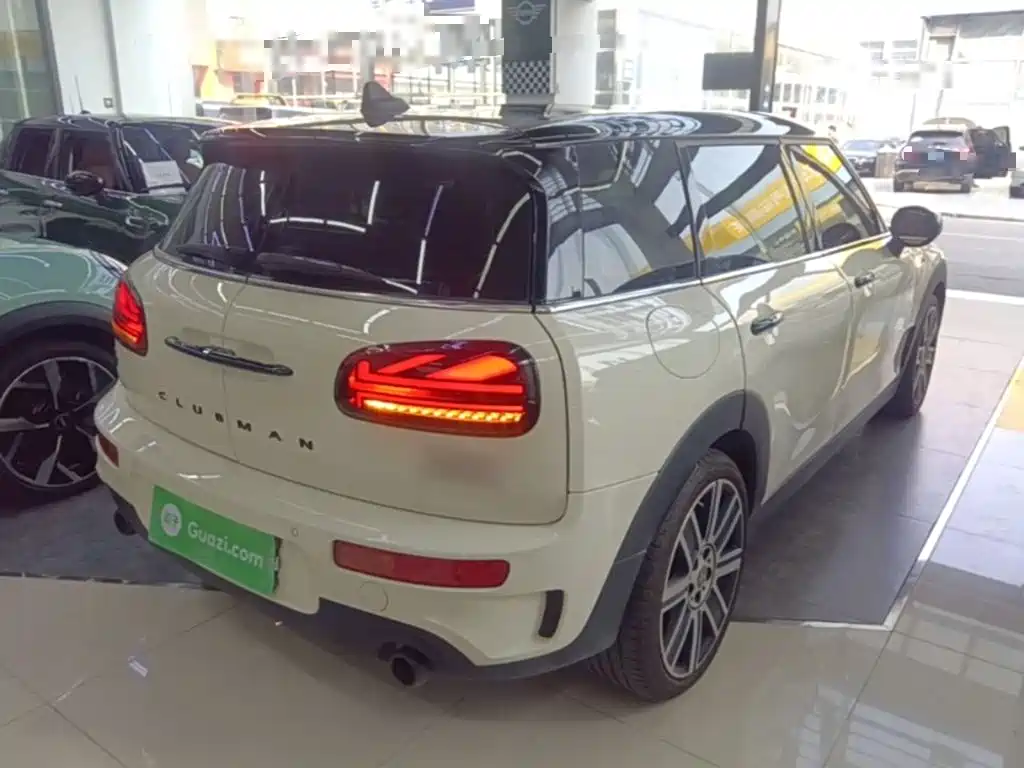MINI Mini Clubman — миниатюра 7