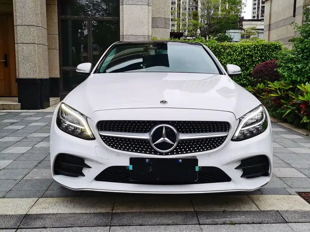 Mercedes-Benz C-Class 2019
