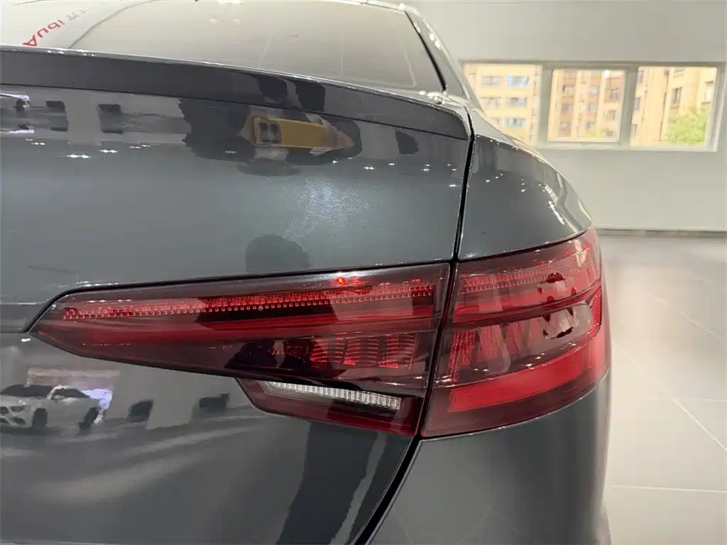 Audi S4 — миниатюра 12