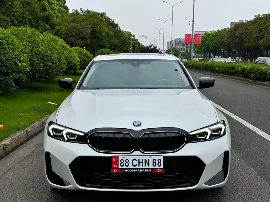 BMW 3 Series — миниатюра 2