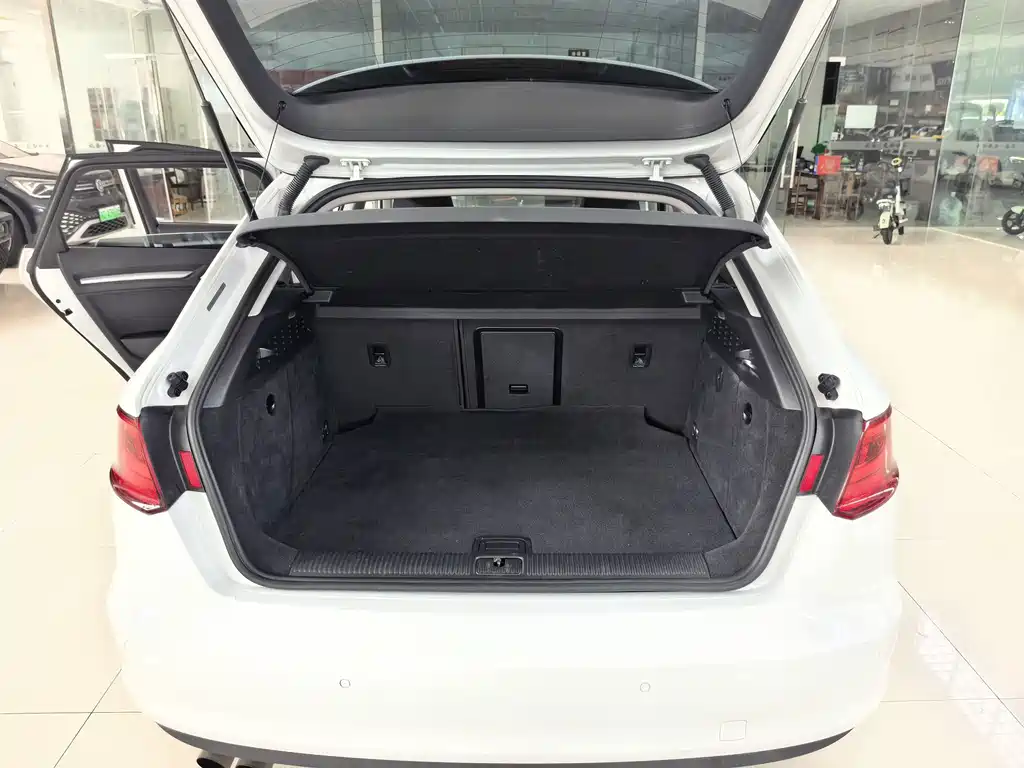 Audi A3 — миниатюра 11