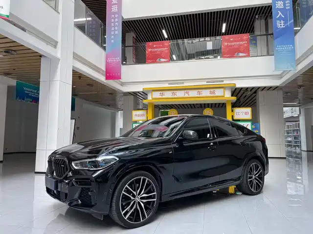 BMW  X6 2023