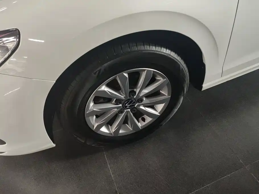 Volkswagen Bora — миниатюра 6