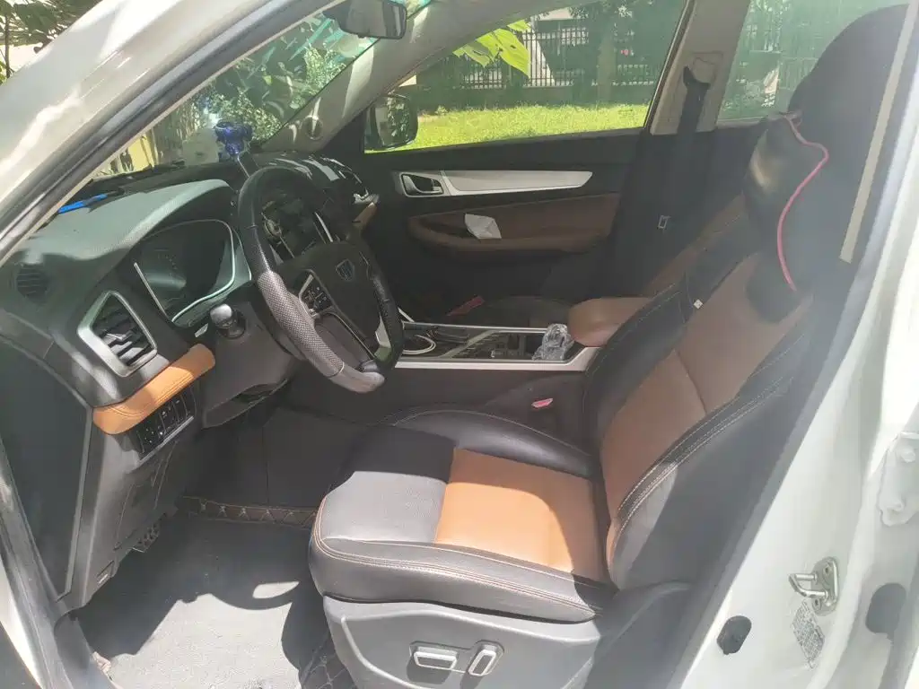 Geely Vision X6 — миниатюра 8