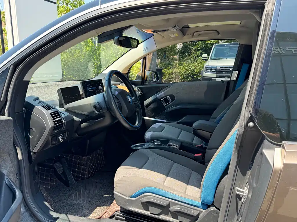 BMW i3 (Import) — миниатюра 7