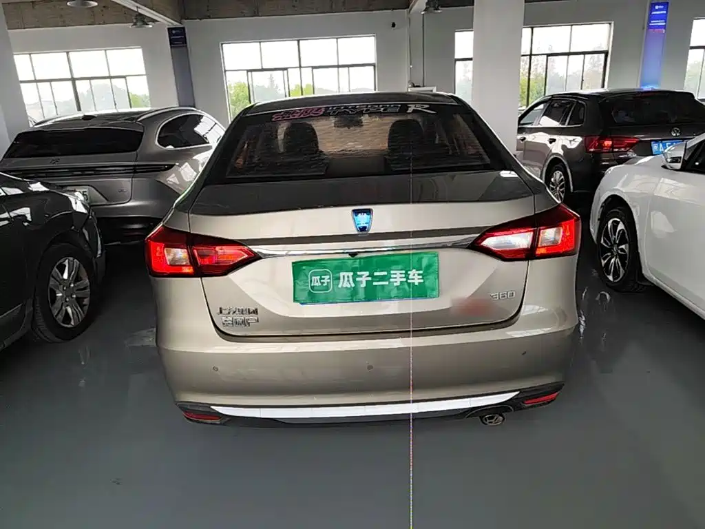 Roewe 360 — миниатюра 6