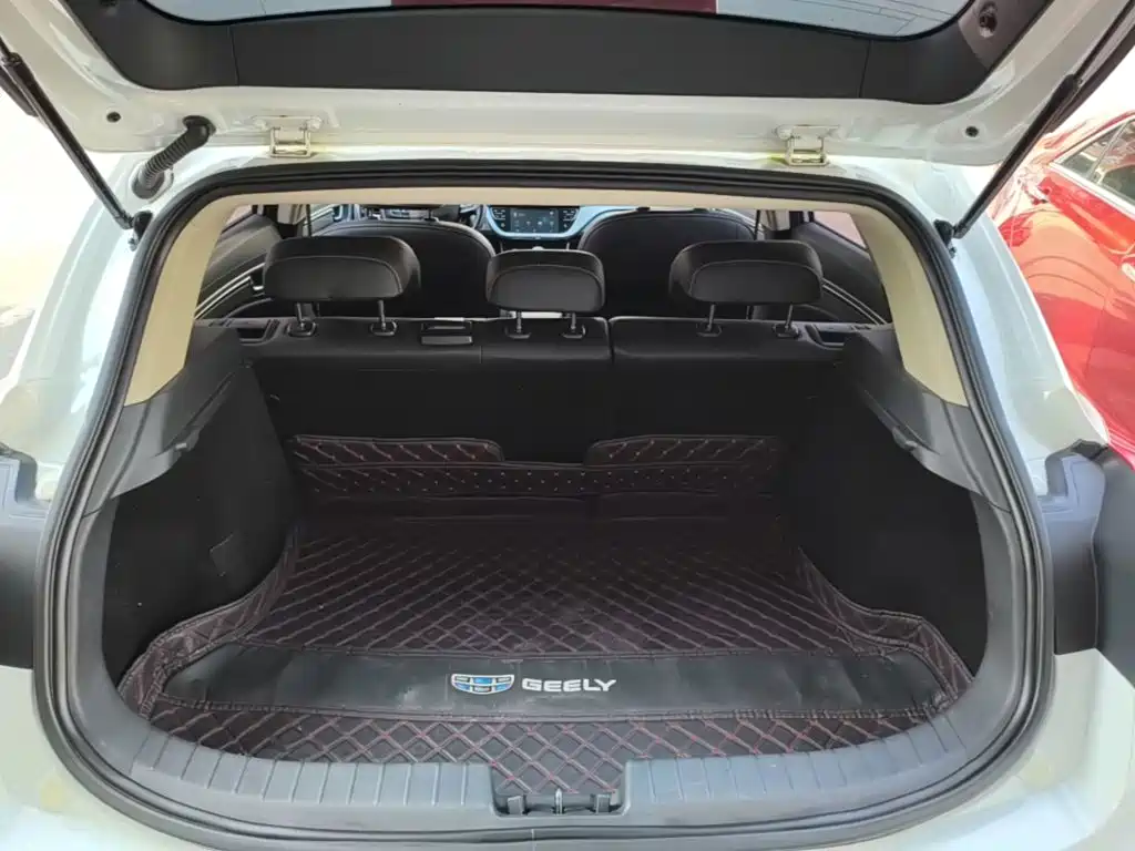 Geely Emgrand GS — миниатюра 19