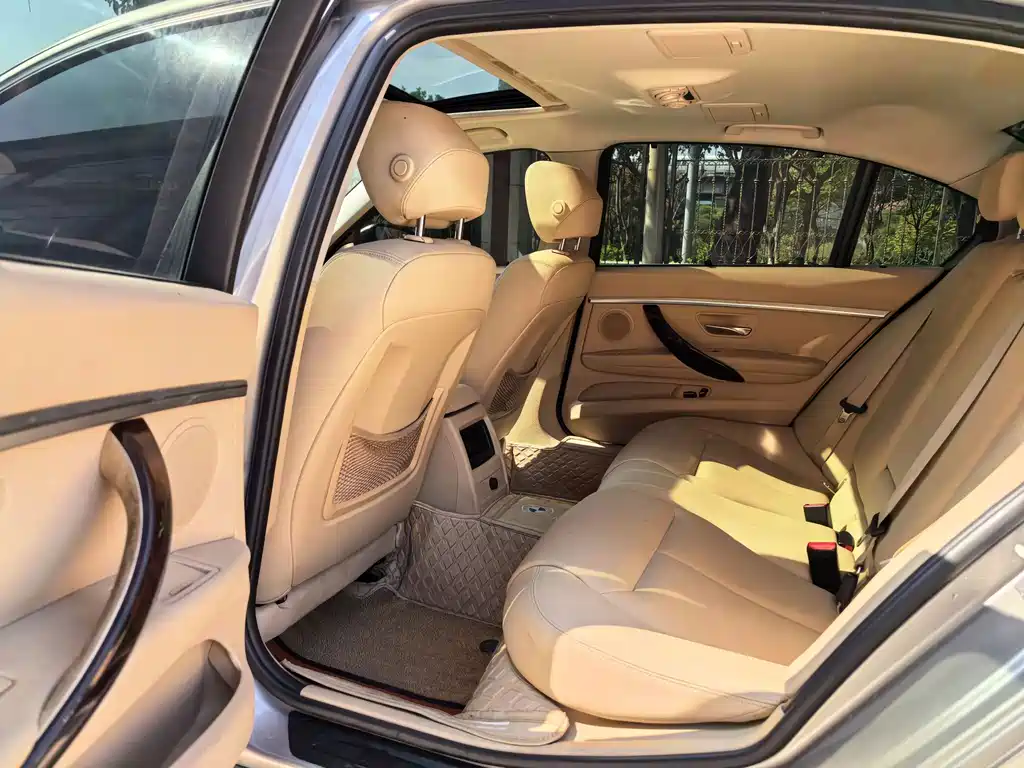 BMW 3 Series — миниатюра 9