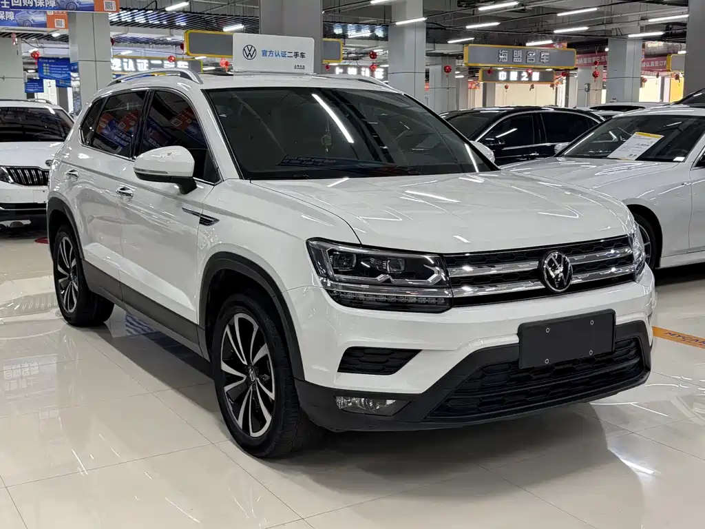 Volkswagen Tharu - фото 3