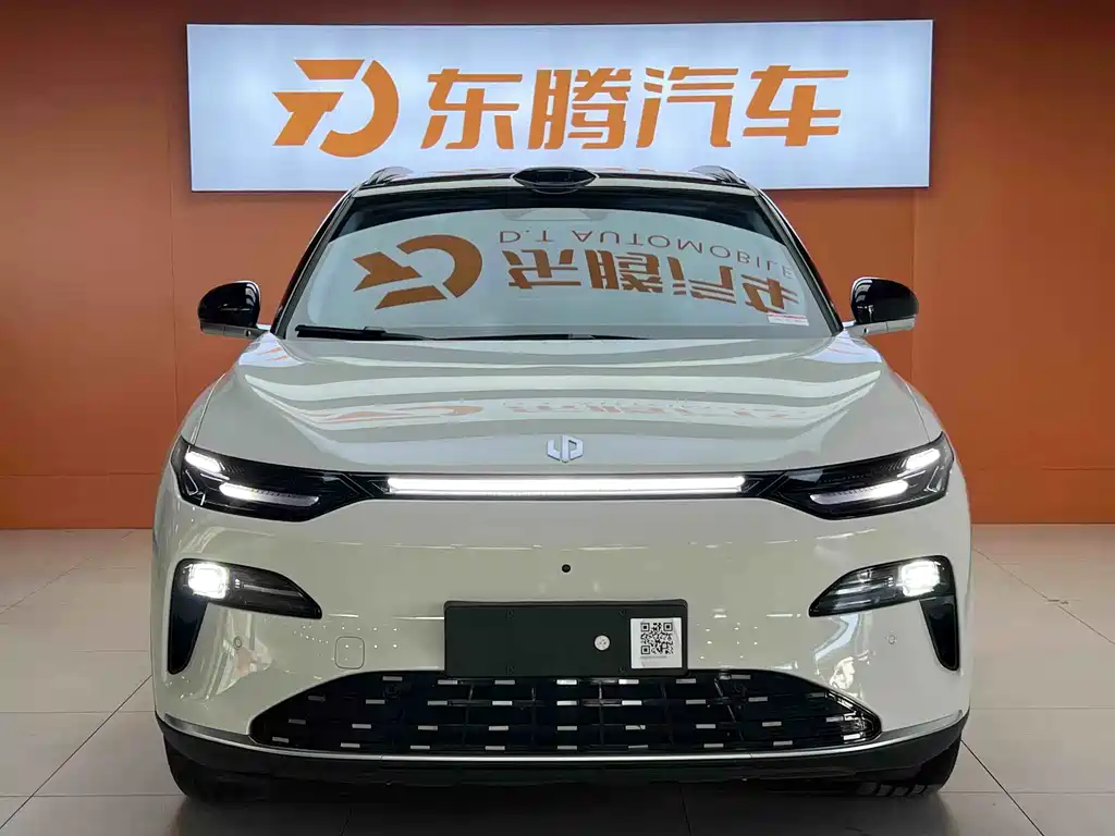 Leapmotor Leapmotor C11 — миниатюра 2