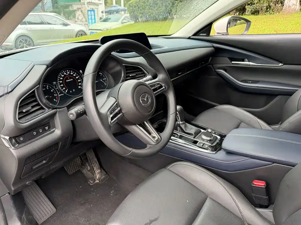 Mazda CX-30 — миниатюра 7