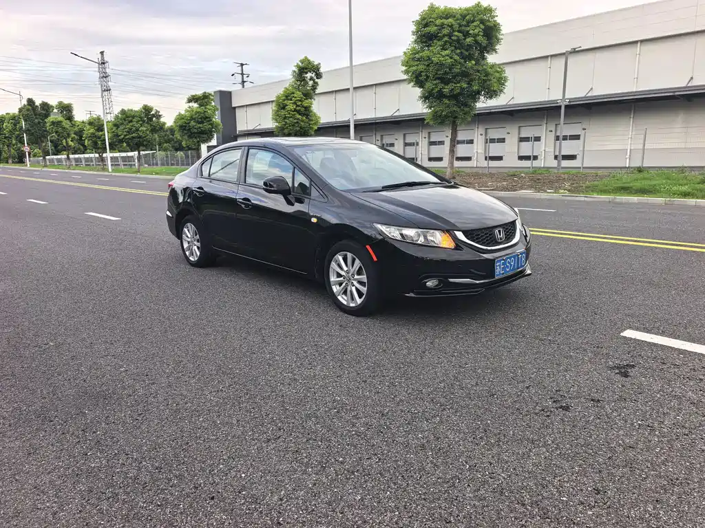 Honda Civic — миниатюра 3
