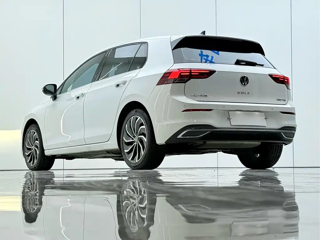 Volkswagen Golf — миниатюра 14