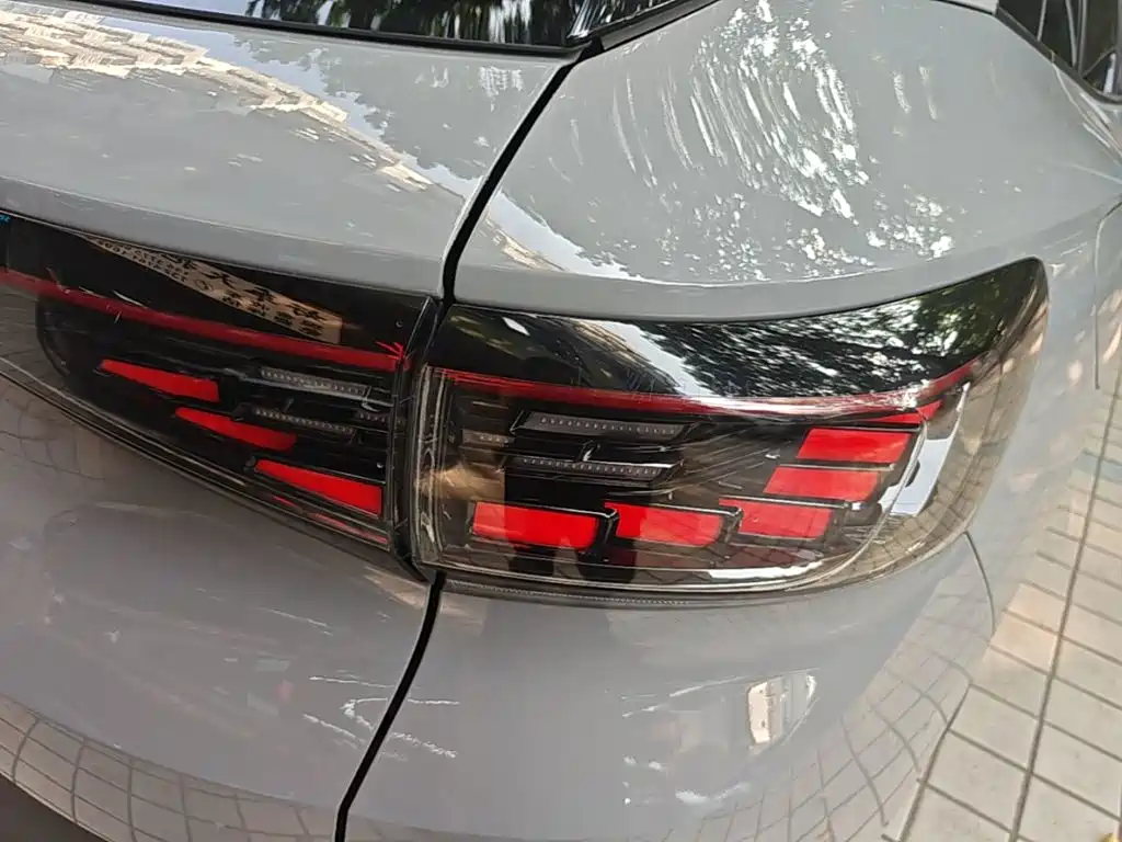 Volkswagen ID.4 Crozz — миниатюра 8