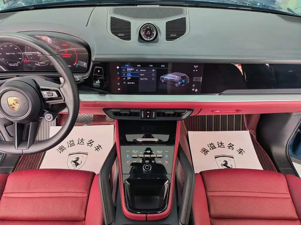 Porsche Cayenne — миниатюра 8