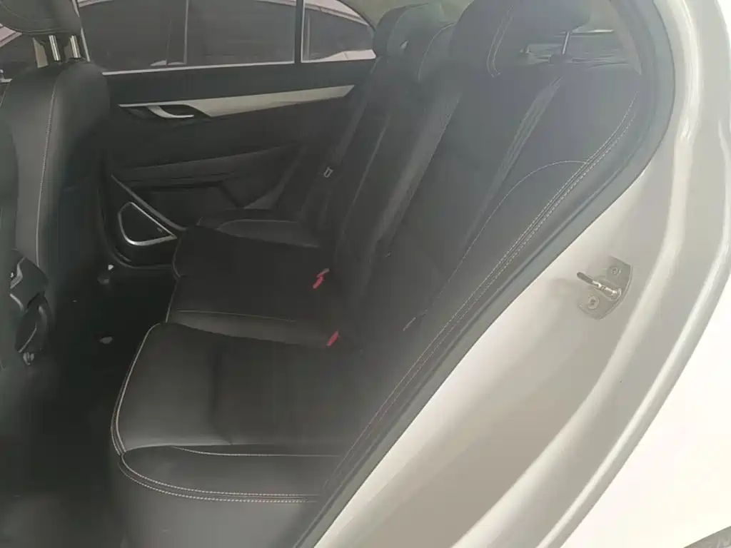 Geely Emgrand — миниатюра 17