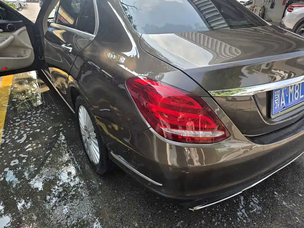 Mercedes-Benz C-Class — миниатюра 13