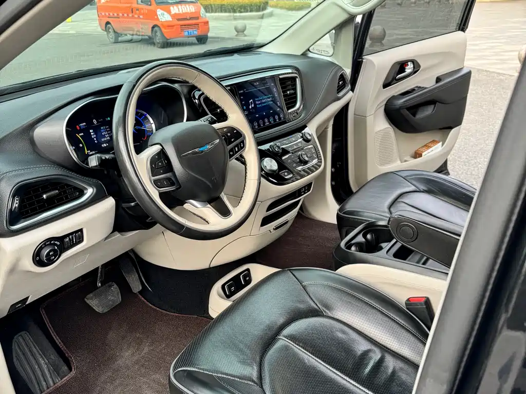 Chrysler Grand VoyagerPHEV PHEV 2019 3.6L