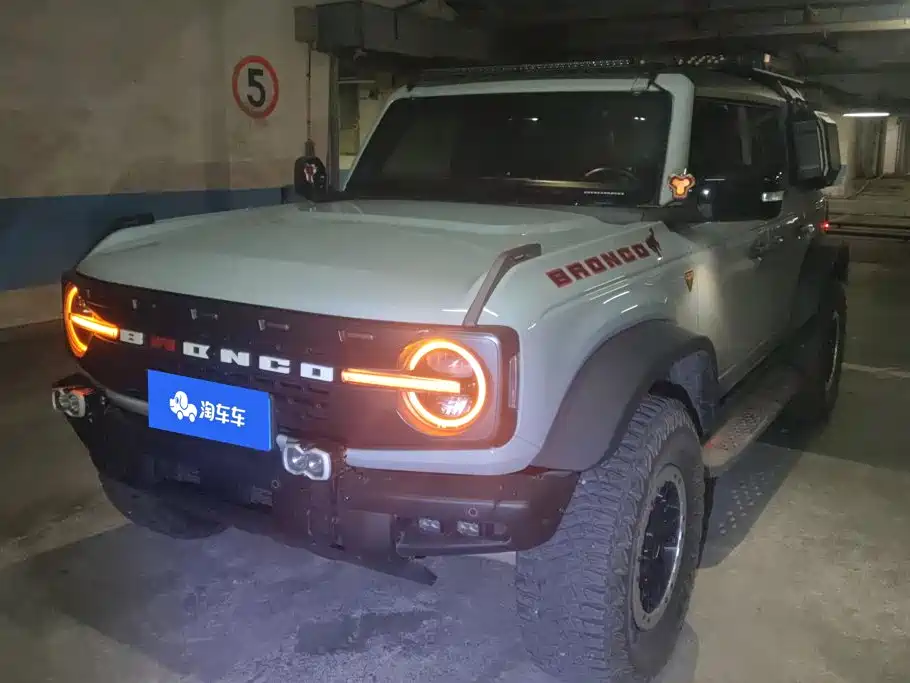 Ford Bronco