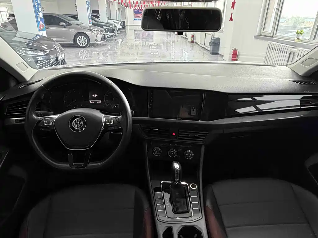 Volkswagen Bora — миниатюра 8