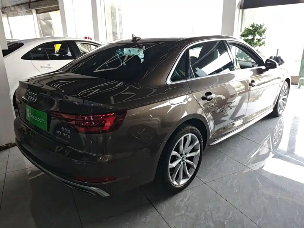 Audi A4L — миниатюра 7