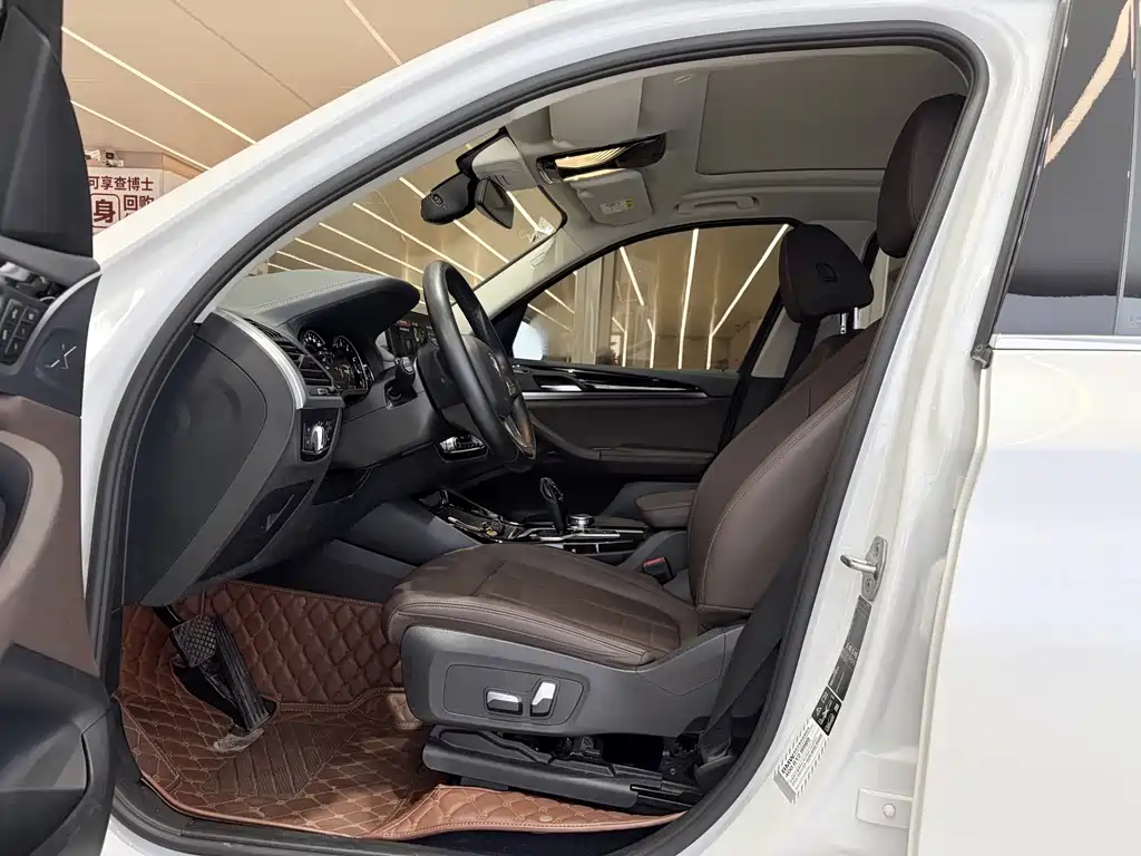 BMW X3 — миниатюра 9