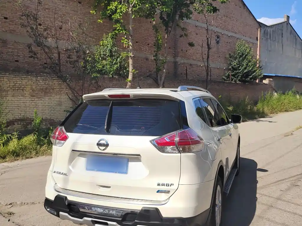 Nissan X-Trail 2014 2.0L CVT Comfort 2WD