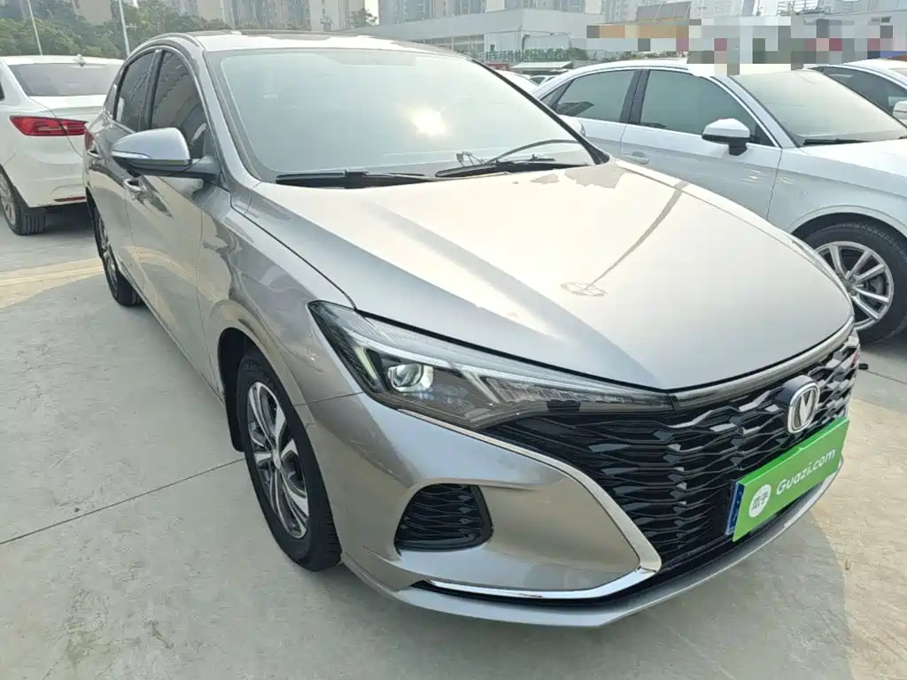 Changan Eado — миниатюра 4