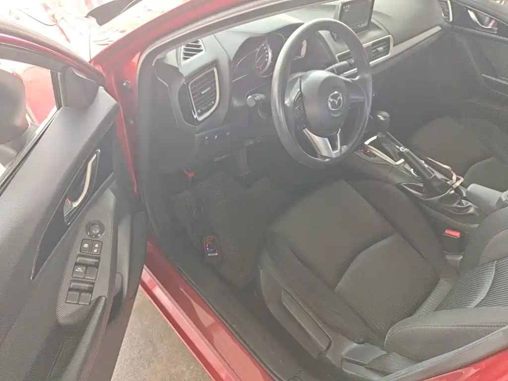 Mazda 3 Axela — миниатюра 16