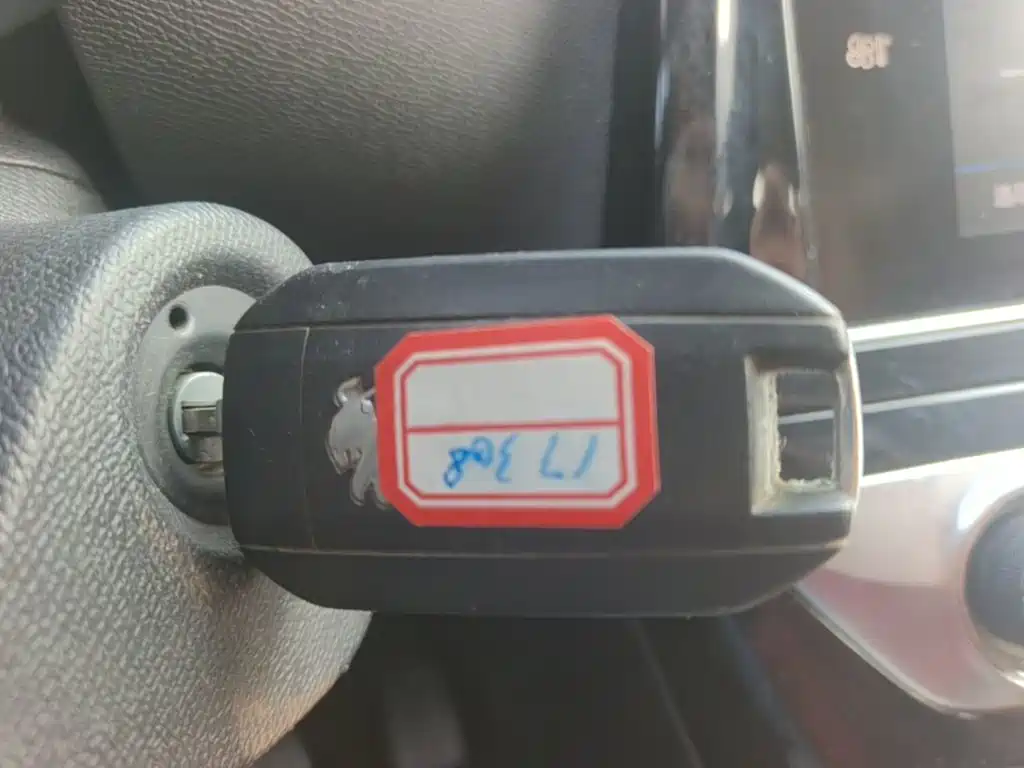 Peugeot 308 — миниатюра 9