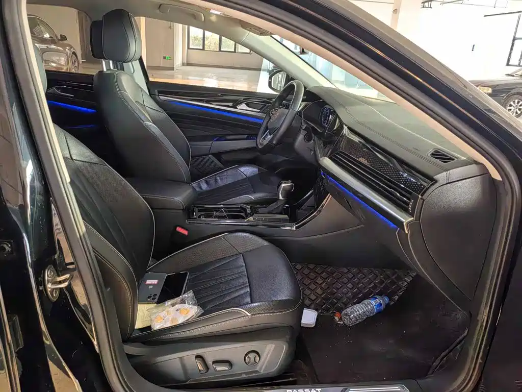 Volkswagen Passat — миниатюра 11