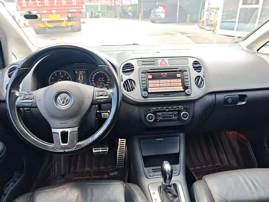 Volkswagen Golf (Import) — миниатюра 11